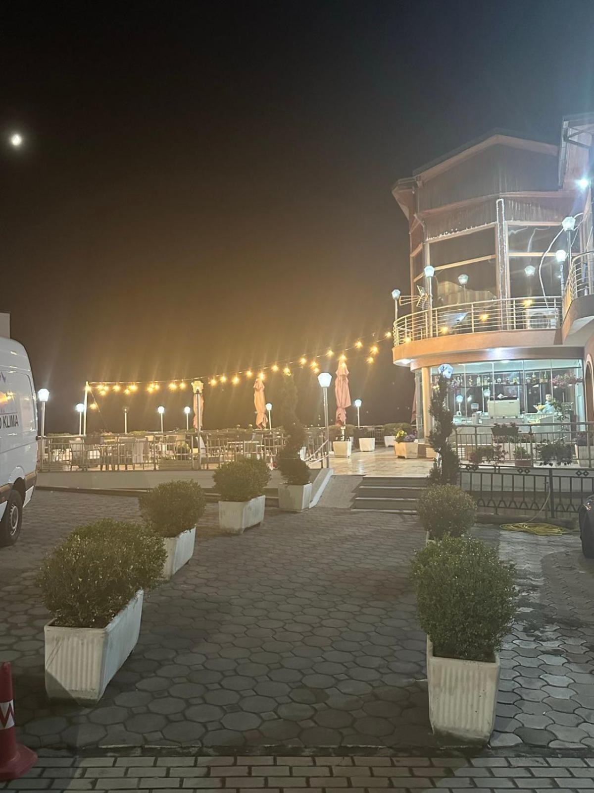 Grand Hotel Krujë المظهر الخارجي الصورة