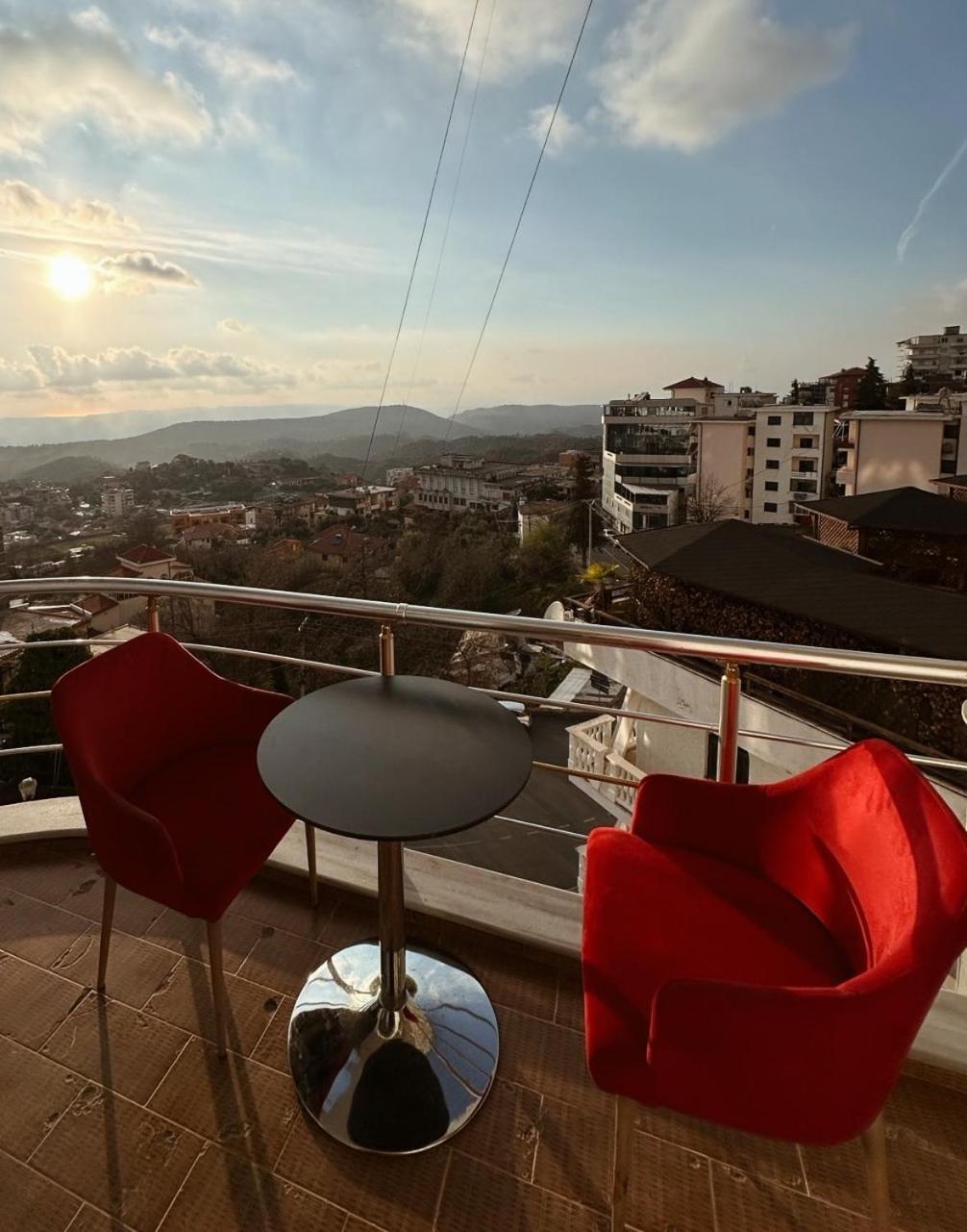 Grand Hotel Krujë المظهر الخارجي الصورة